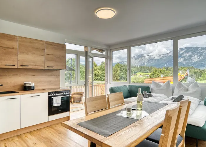 Апартаменты Residenz *