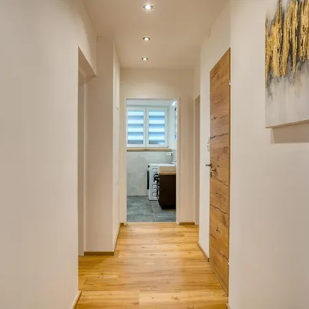 Residenz Apartment *